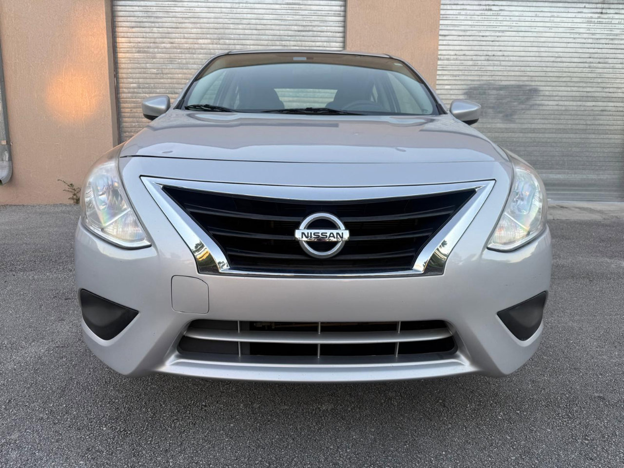 Used 2019 Nissan Versa SV image 7