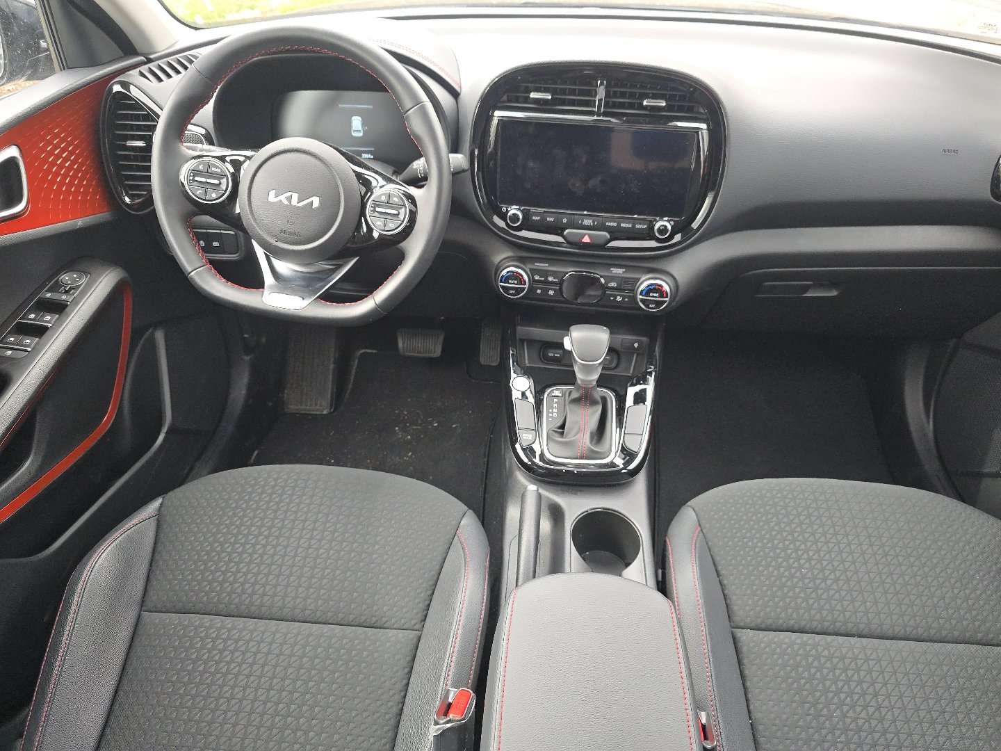 Used 2025 Kia Soul GT-Line image 21