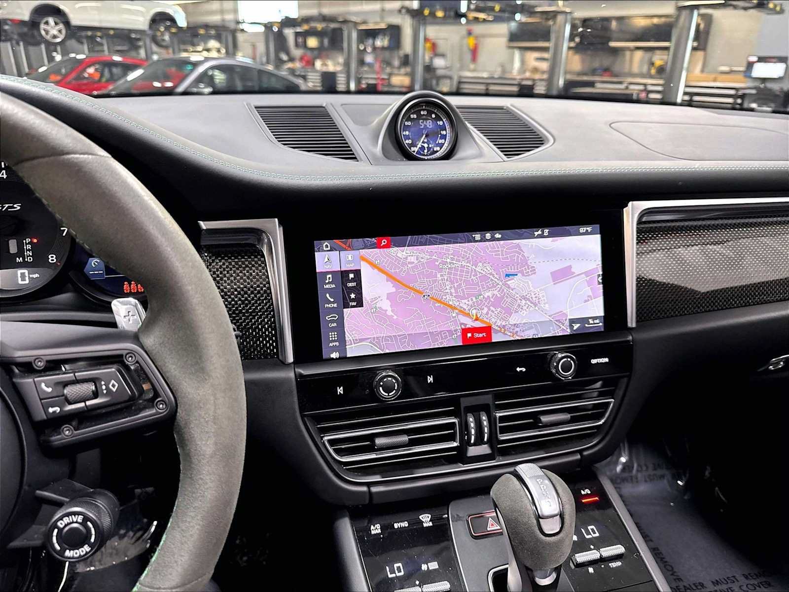 Used 2023 Porsche Macan GTS AWD/4WD image 18