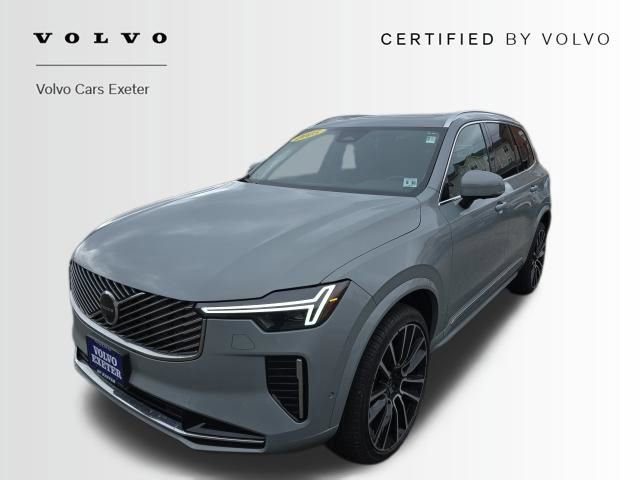 Certified 2025 Volvo XC90 B5 Plus image 3