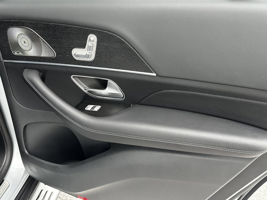 Certified 2026 Mercedes-Benz GLS 450 4MATIC image 19