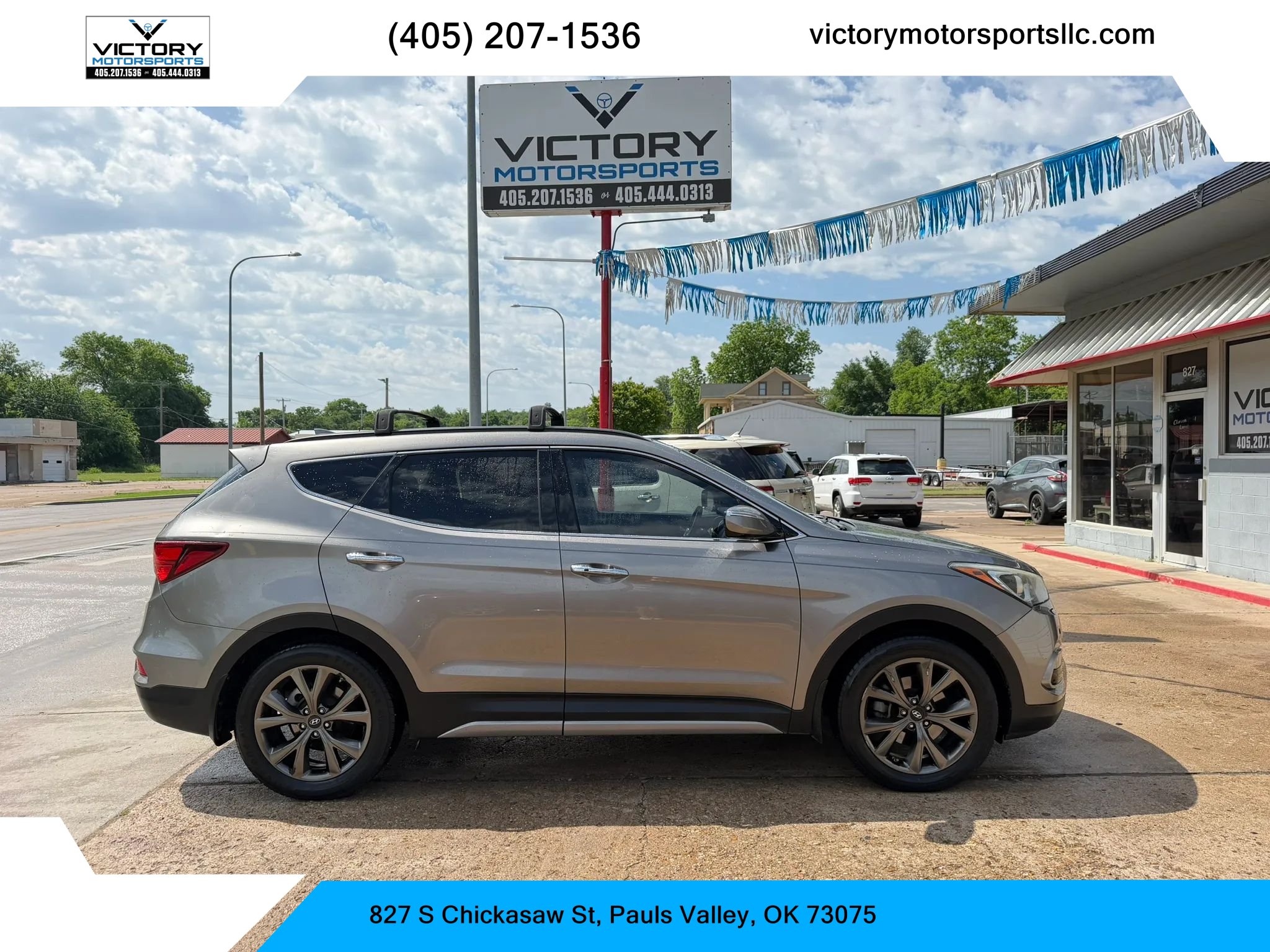 Used 2017 Hyundai Santa Fe Sport FWD image 1