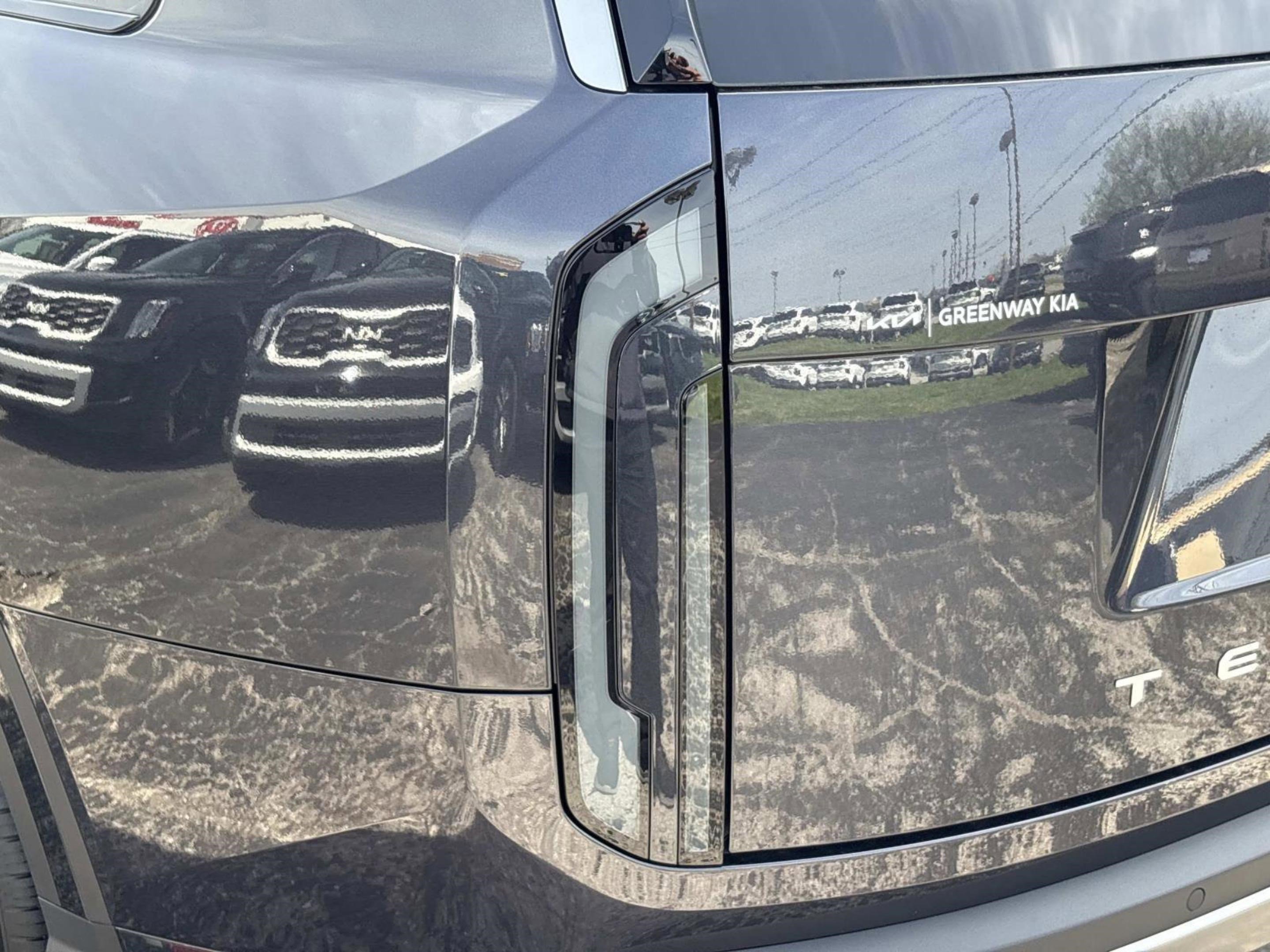 New 2027 Kia Telluride LX image 4