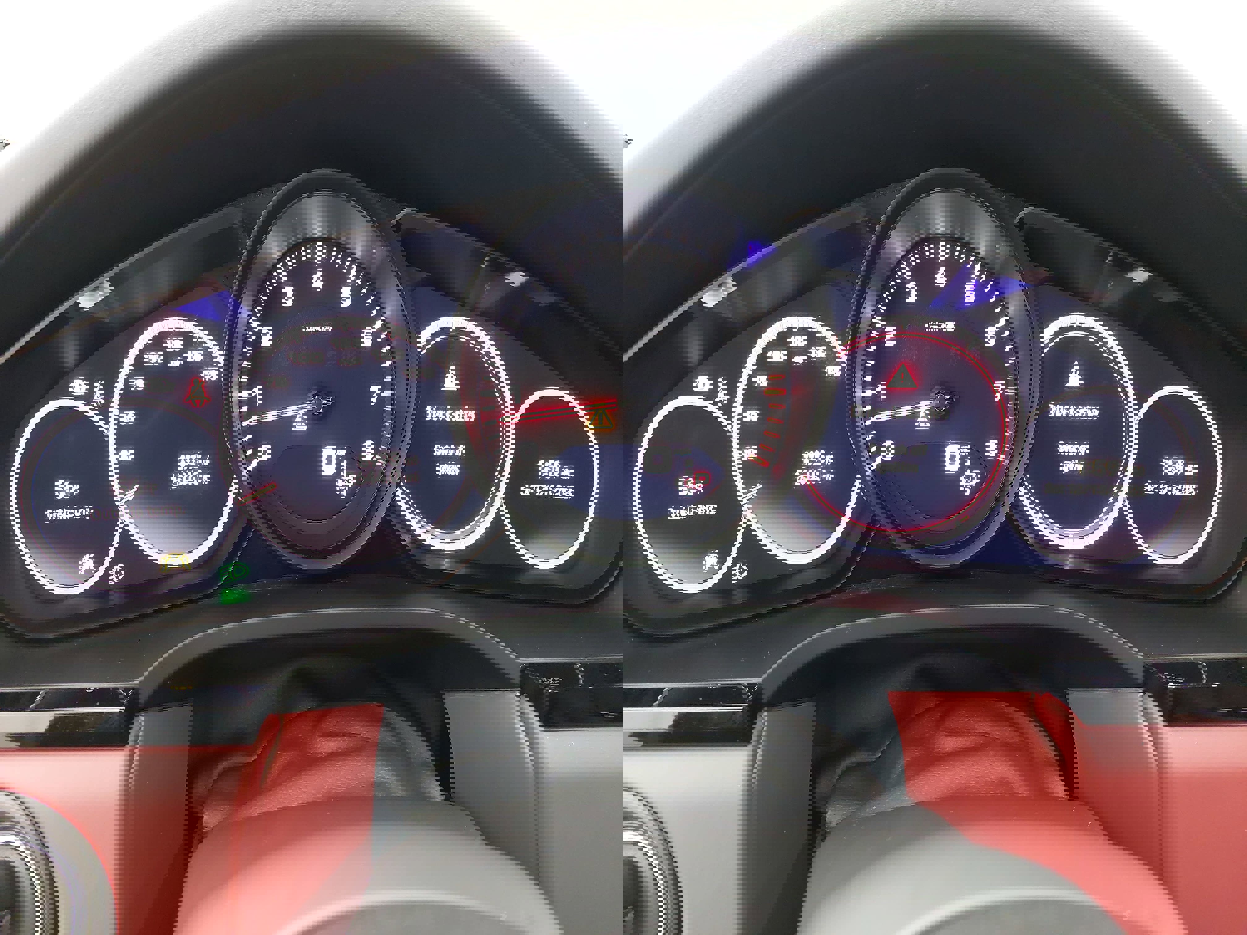 Used 2023 Porsche Cayenne Platinum Edition w/ Premium Package Plus image 21