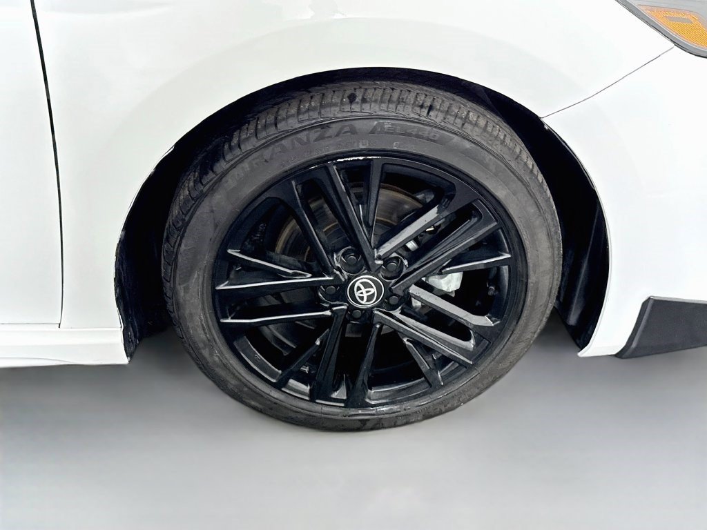 Used 2025 Toyota Camry SE w/ Convenience Package FWD image 31