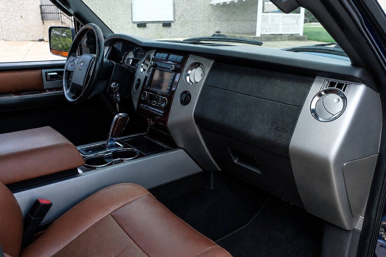 Used 2010 Ford Expedition EL 4WD image 19