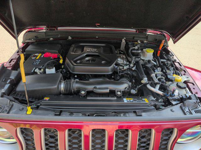 Certified 2022 Jeep Wrangler Unlimited Sahara w/ Cold Weather Group AWD/4WD image 23