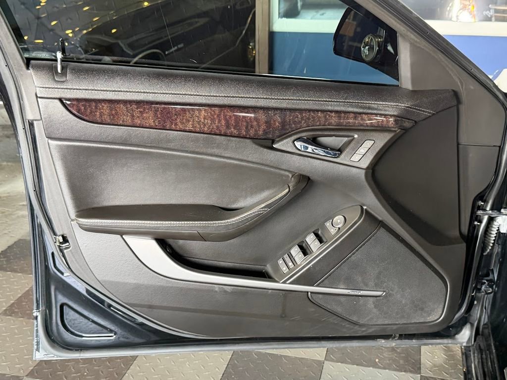 Used 2013 Cadillac CTS Luxury AWD/4WD image 23