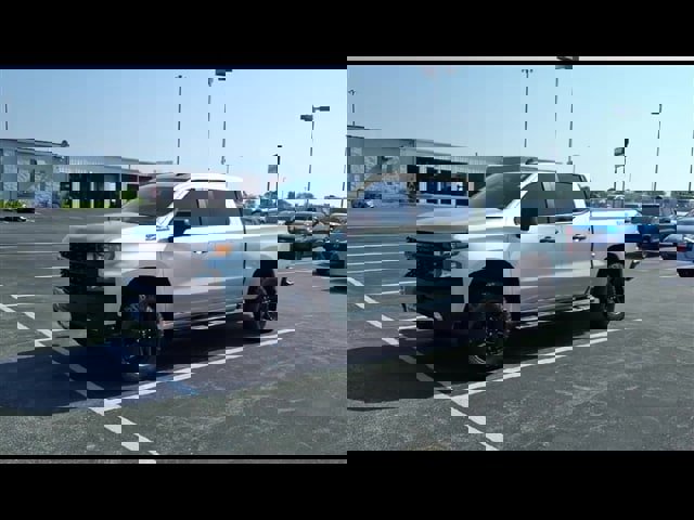 Used 2019 Chevrolet Silverado 1500 Custom Trail Boss image 5