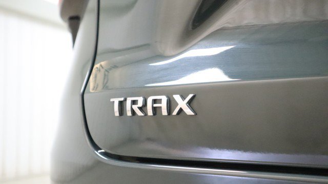 Used 2025 Chevrolet Trax LS image 21