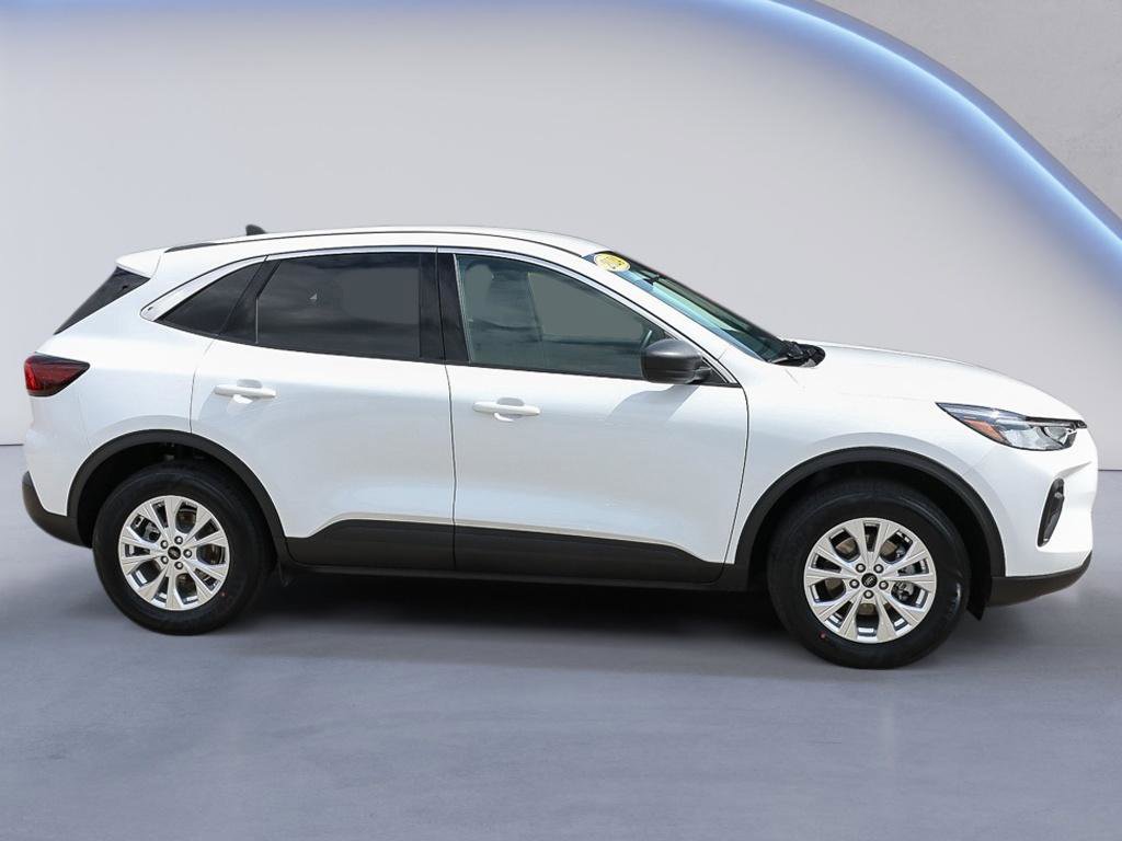 Used 2024 Ford Escape Active AWD/4WD image 8