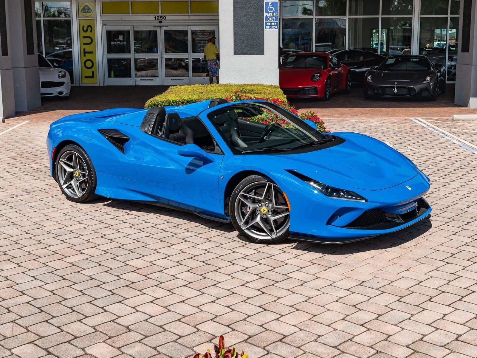 Used 2021 Ferrari F8 Tributo image 40
