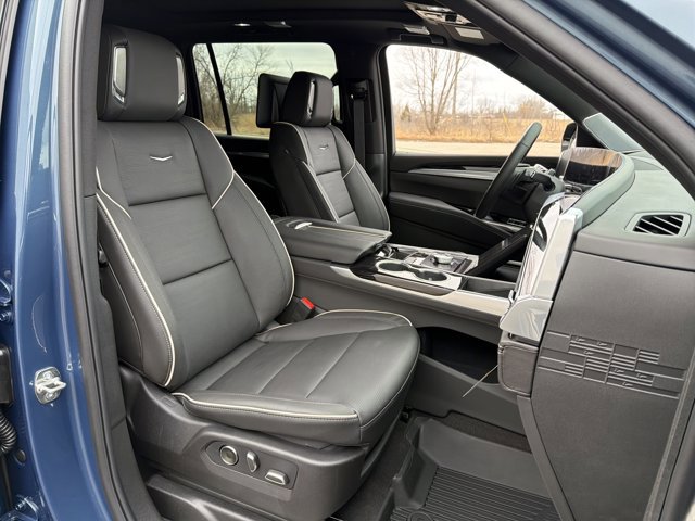 New 2026 Cadillac Escalade ESV Sport w/ Touring Package image 41