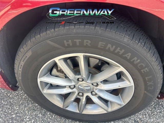 Used 2015 Dodge Grand Caravan SXT FWD image 2