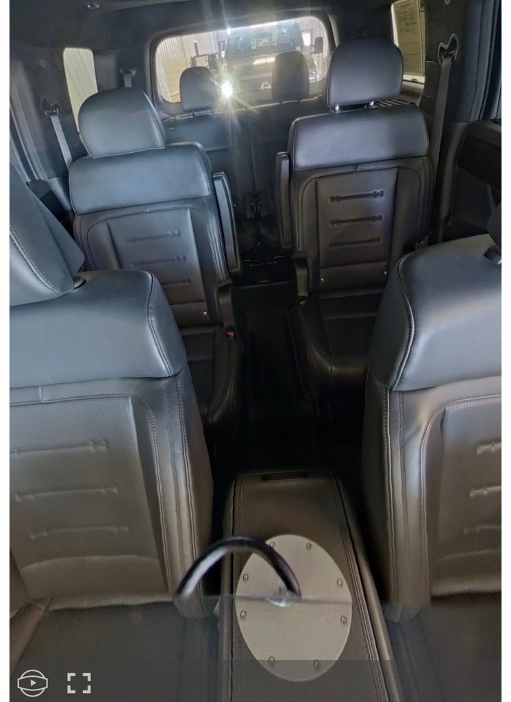 Used 2025 Hyundai Santa Fe Calligraphy image 4