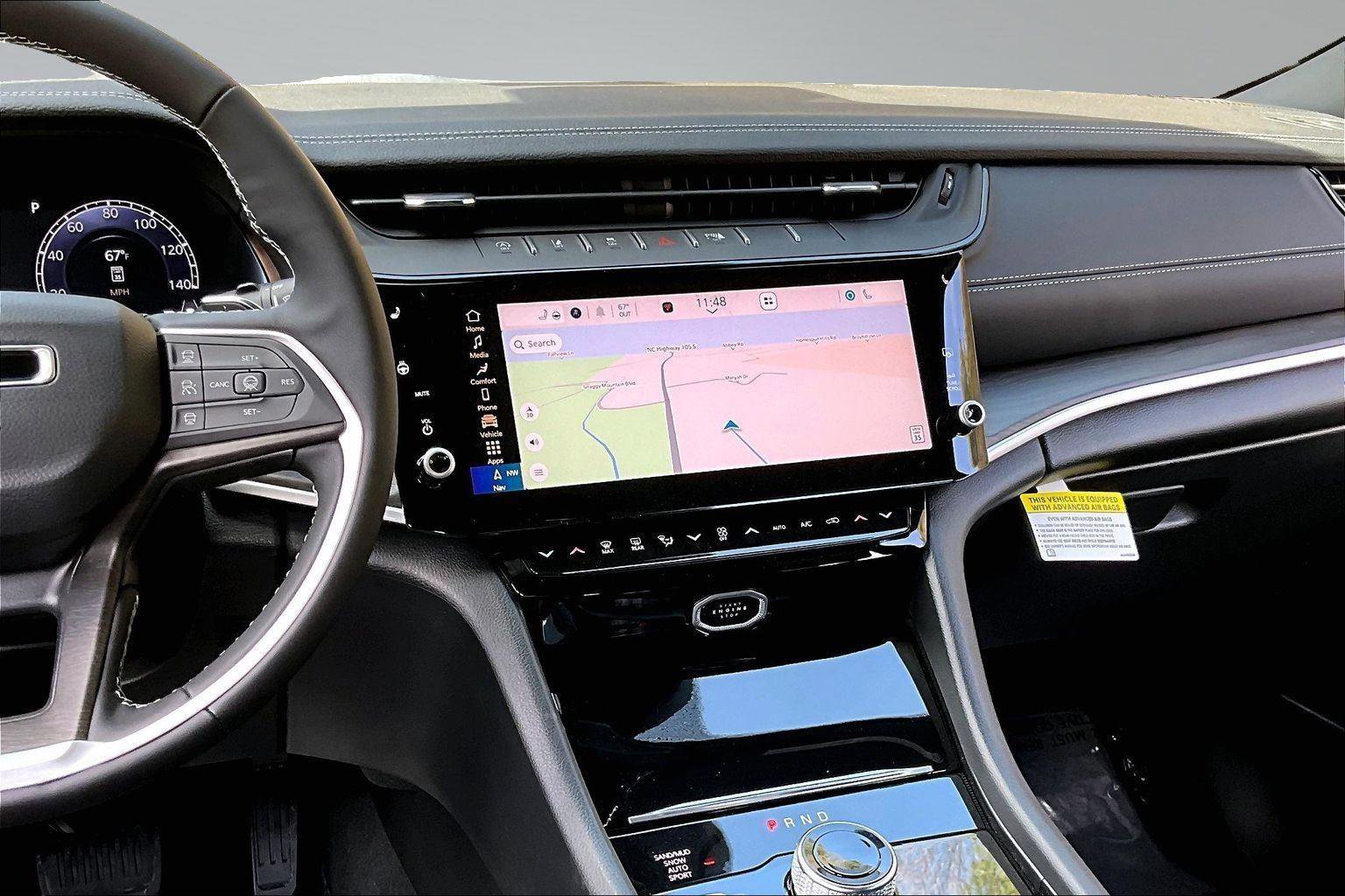 New 2026 Jeep Grand Cherokee Limited w/ Trailer Tow Package image 8