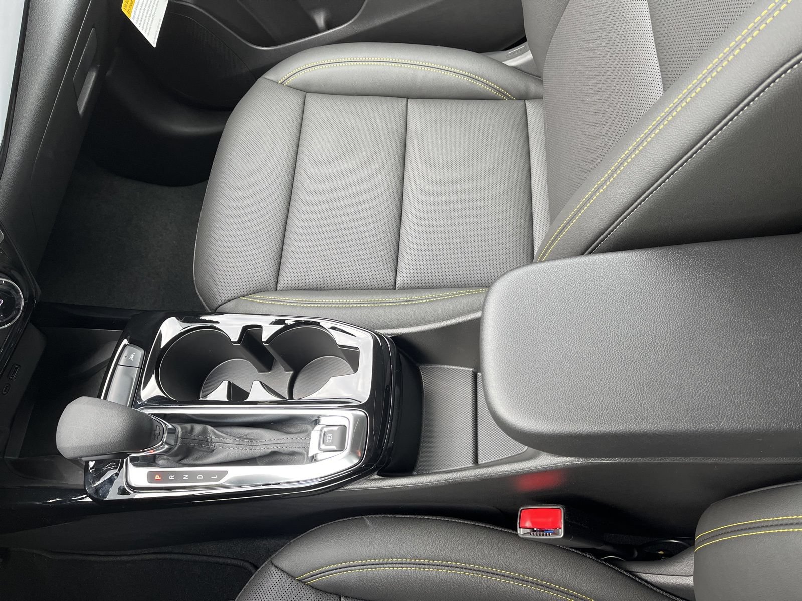 New 2026 Chevrolet Trax ACTIV w/ Sunroof Package FWD image 33