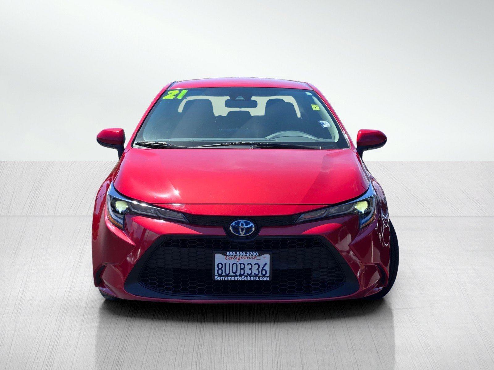 Used 2021 Toyota Corolla LE w/ Carpet Mat Package (TMS) FWD image 2