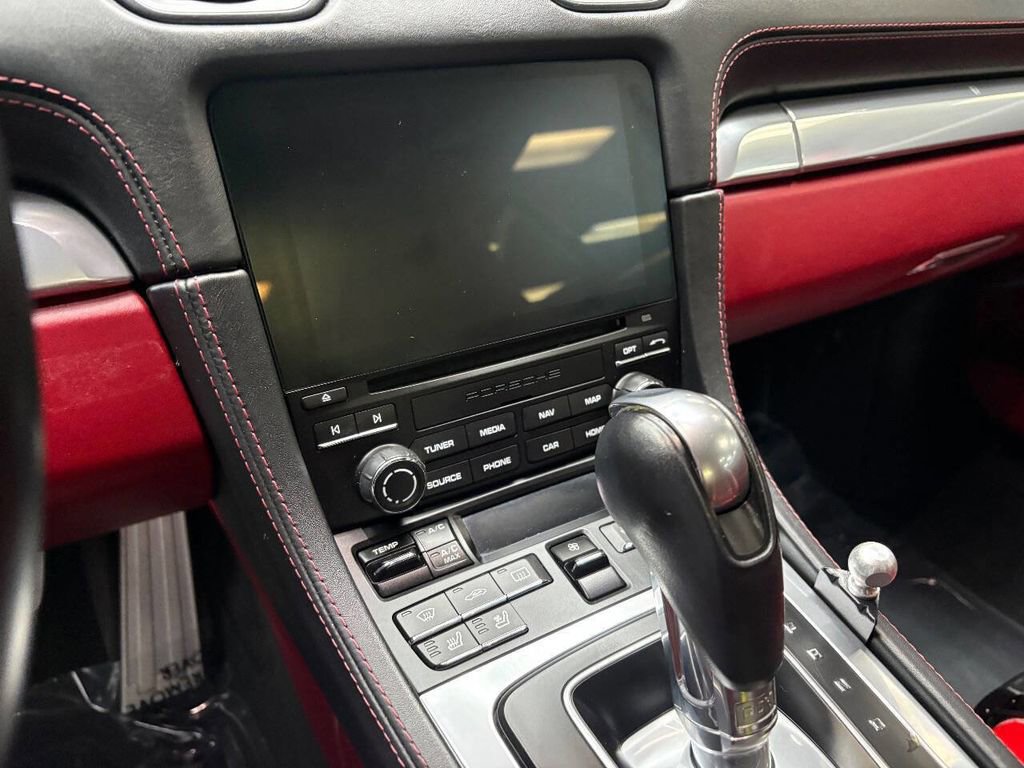 Used 2018 Porsche 718 Cayman GTS image 36