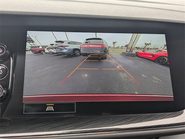 Used 2023 Buick Envision Essence image 21