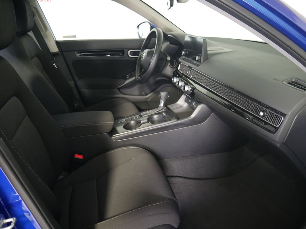 Used 2023 Honda Civic EX image 6