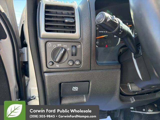 Used 2008 GMC Canyon SLE image 14