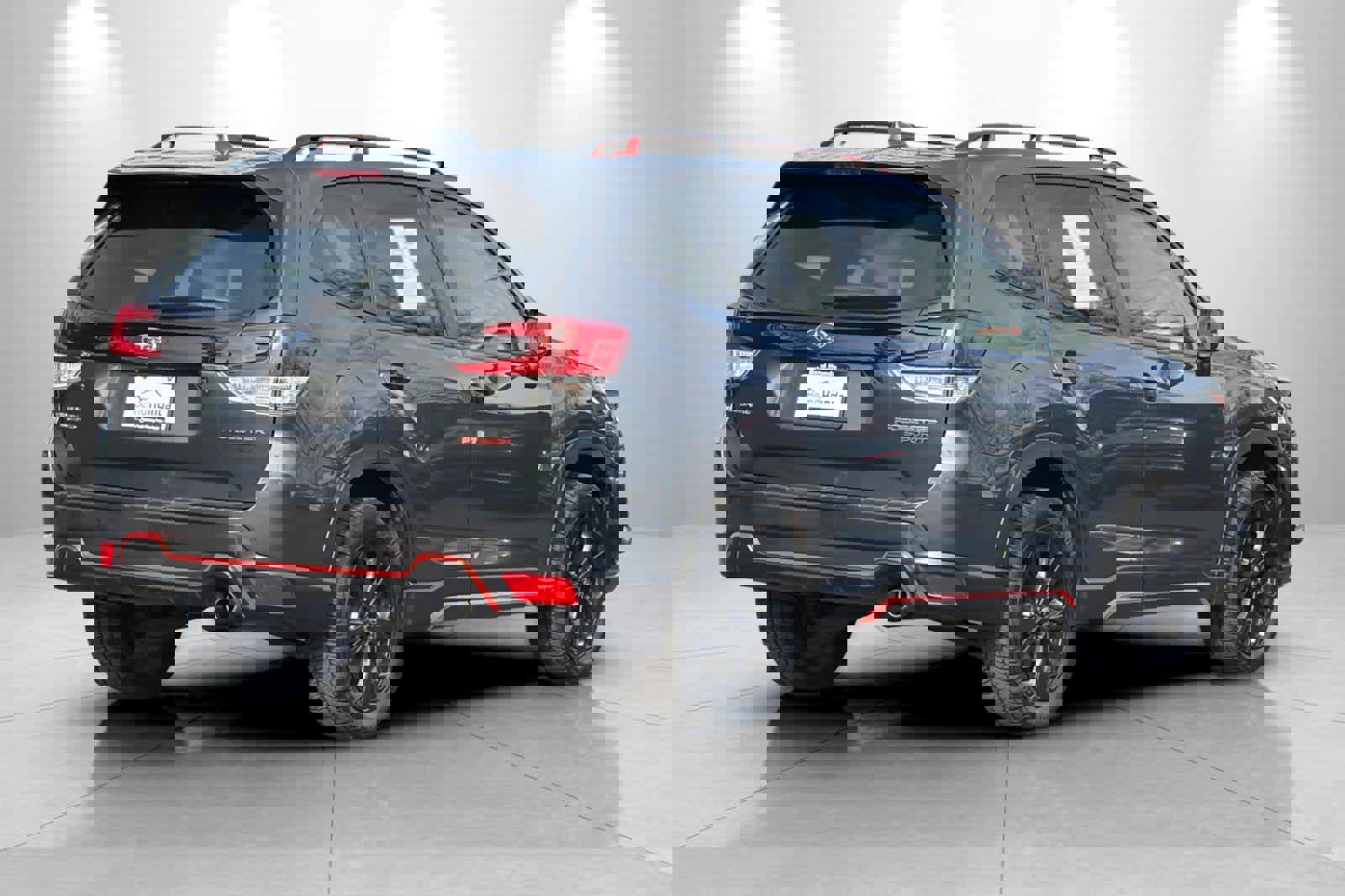 Used 2023 Subaru Forester Sport image 2