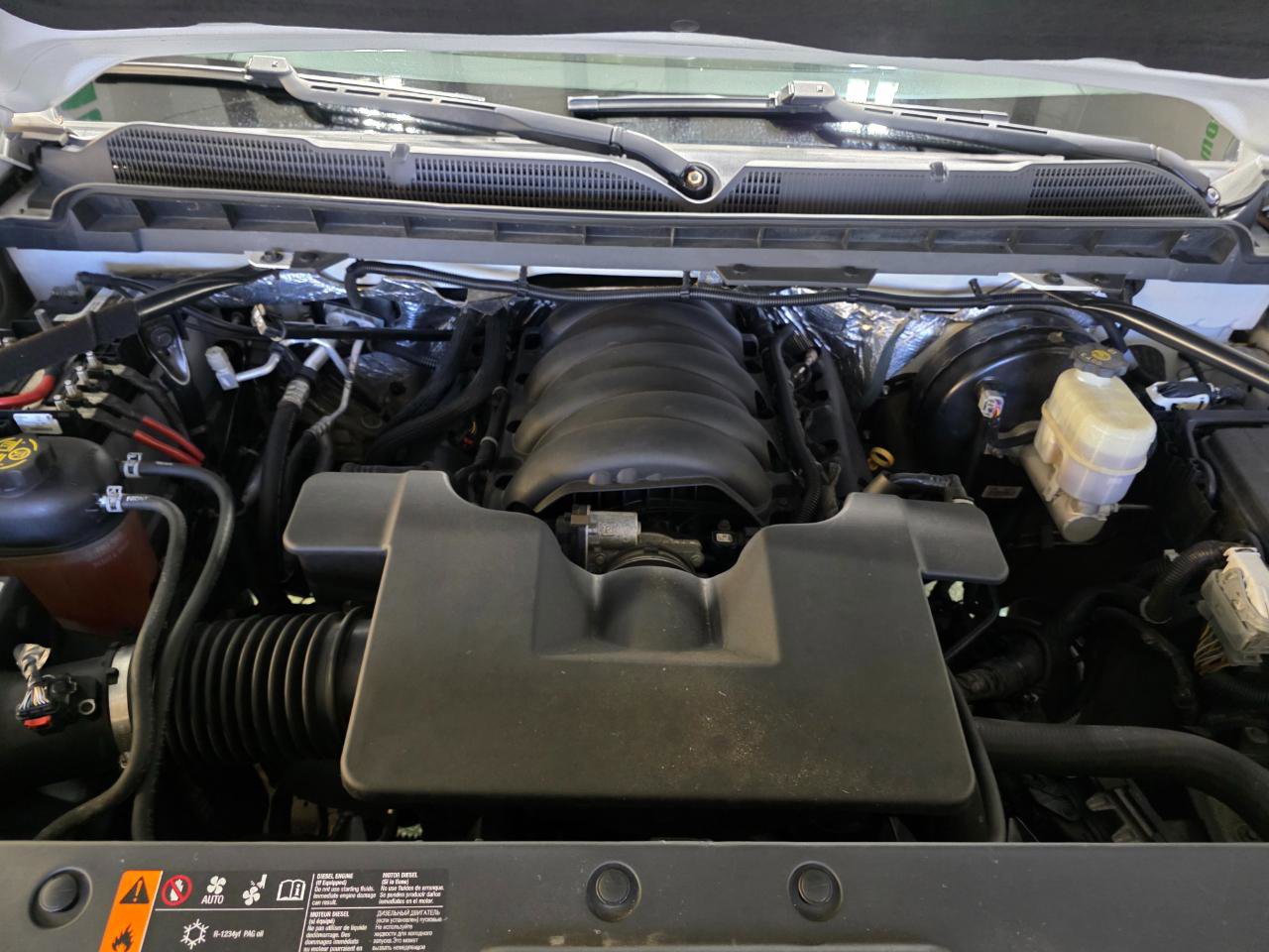 Used 2018 Chevrolet Silverado 1500 LT w/ All Star Edition image 38