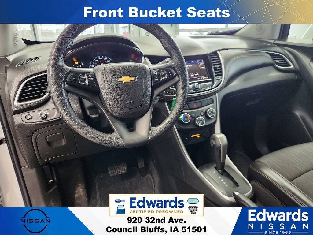 Used 2021 Chevrolet Trax LT AWD/4WD image 18