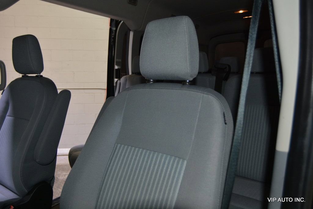 Used 2017 Ford Transit 350 XLT image 10