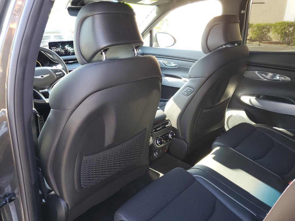 Used 2025 Genesis GV70 2.5T w/ Sport Prestige Package image 20