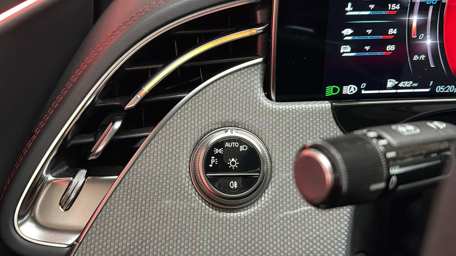 New 2026 Mercedes-Benz E 53 AMG e 4MATIC Sedan image 18