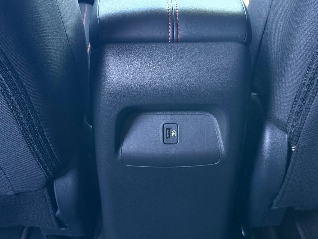 Certified 2025 Nissan Sentra SR w/ Midnight Edition FWD image 13