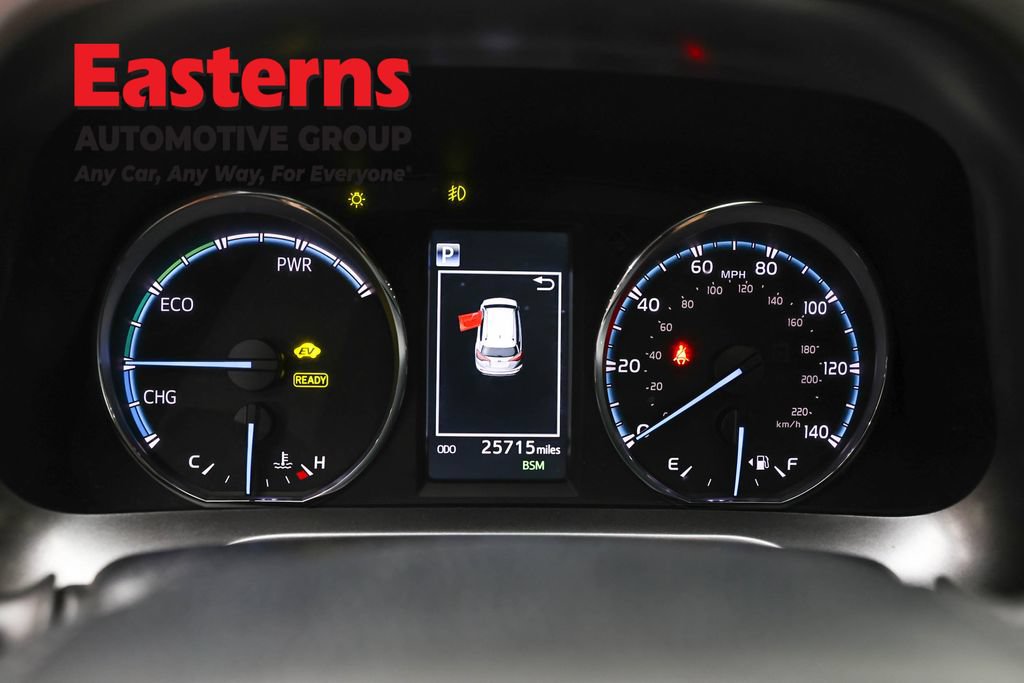 Used 2018 Toyota RAV4 SE AWD/4WD image 18