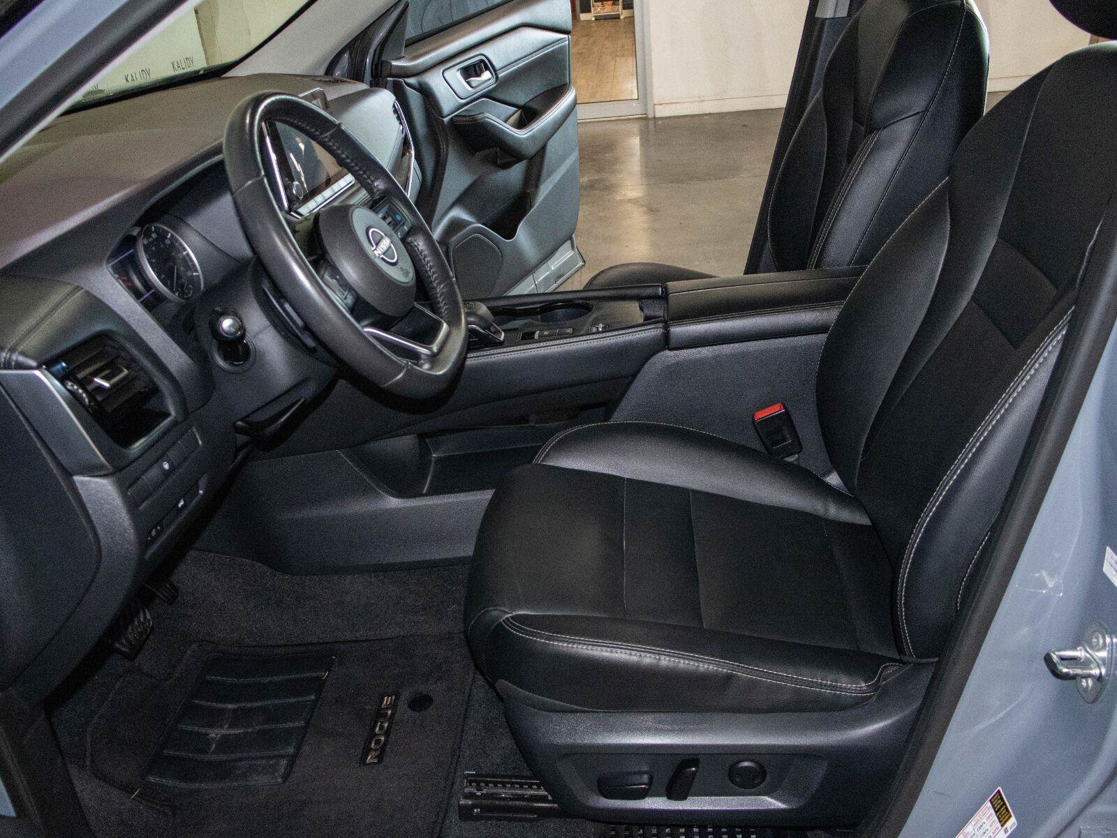 Used 2022 Nissan Rogue SL FWD image 7