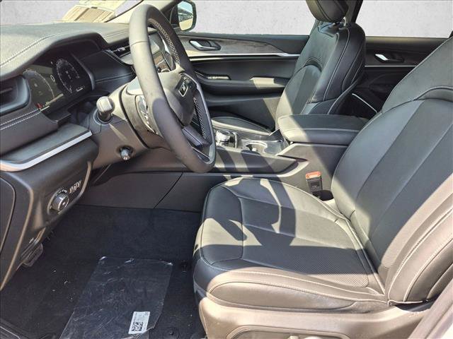 New 2026 Jeep Grand Cherokee Limited AWD/4WD image 4
