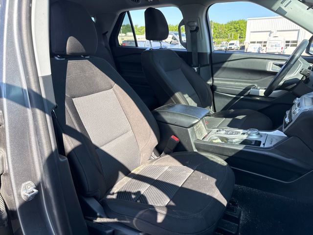 Used 2024 Ford Explorer XLT AWD/4WD image 13