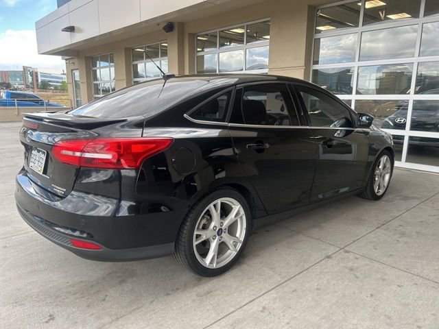 Used 2016 Ford Focus Titanium image 3