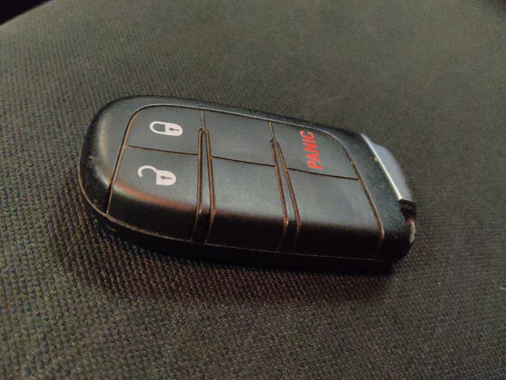 Used 2020 Dodge Durango SXT RWD image 32