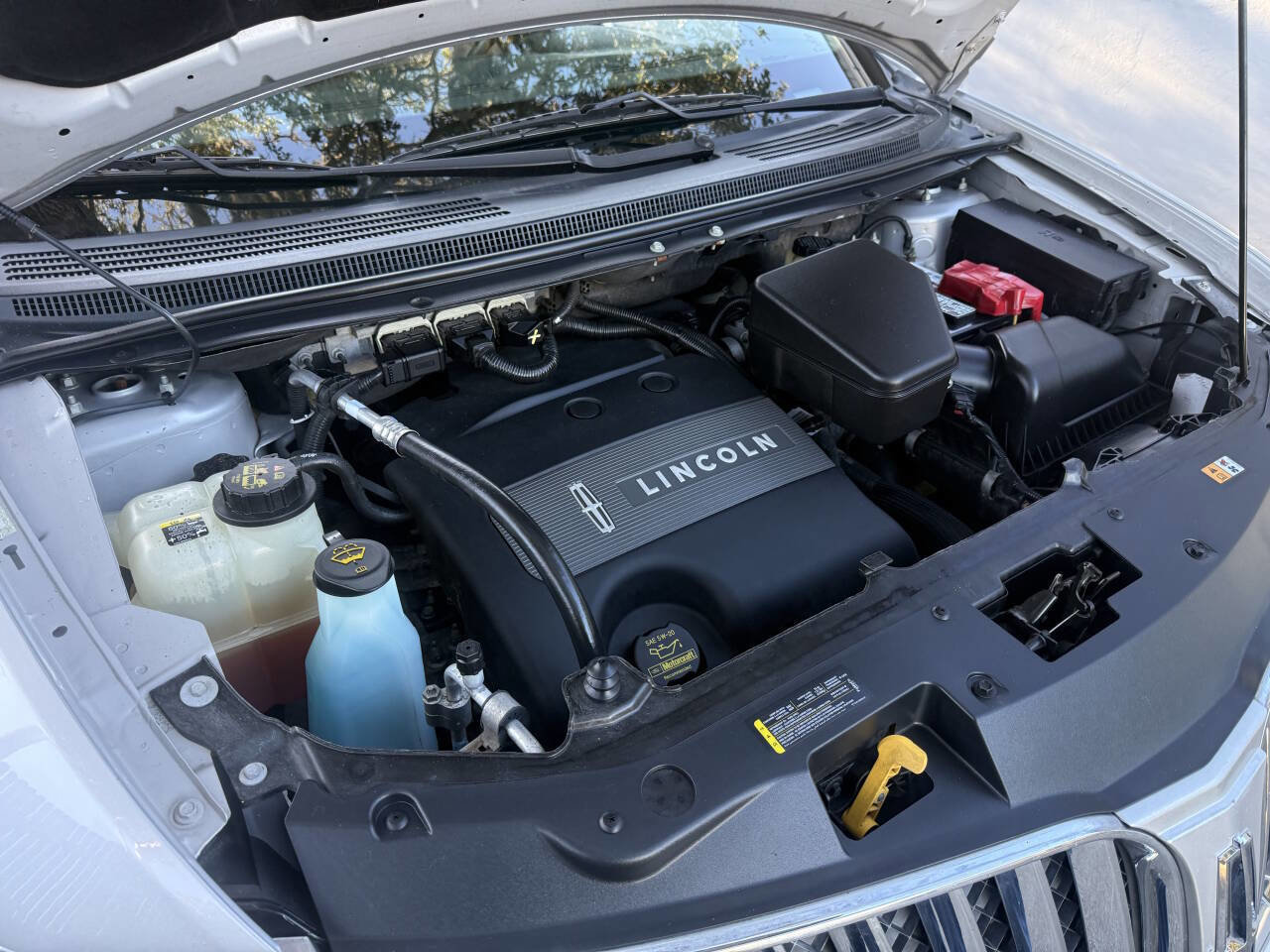 Used 2013 Lincoln MKX Base 4dr SUV image 18