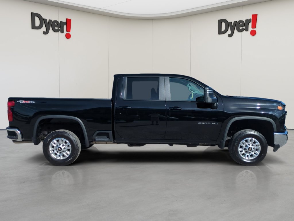 Used 2026 Chevrolet Silverado 2500 LT AWD/4WD image 2