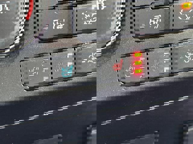 Used 2016 Ford F150 Lariat image 21