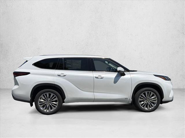 New 2026 Toyota Highlander Platinum AWD/4WD image 4