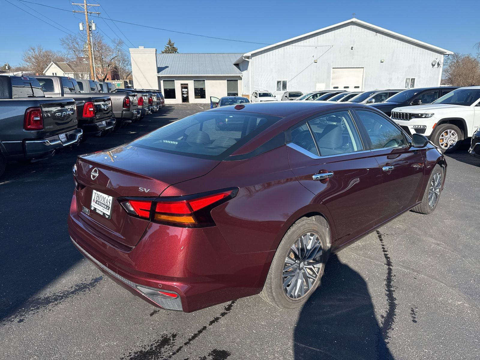 Used 2024 Nissan Altima 2.5 SV image 7