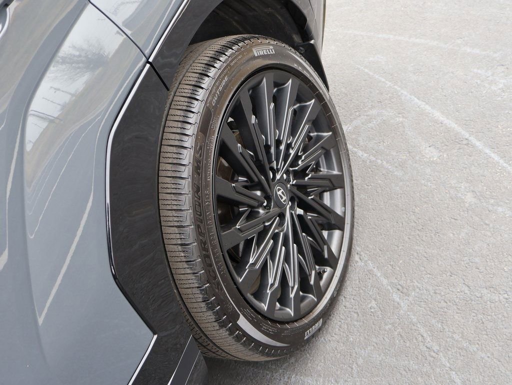 Used 2025 Hyundai Santa Fe Calligraphy AWD/4WD image 45