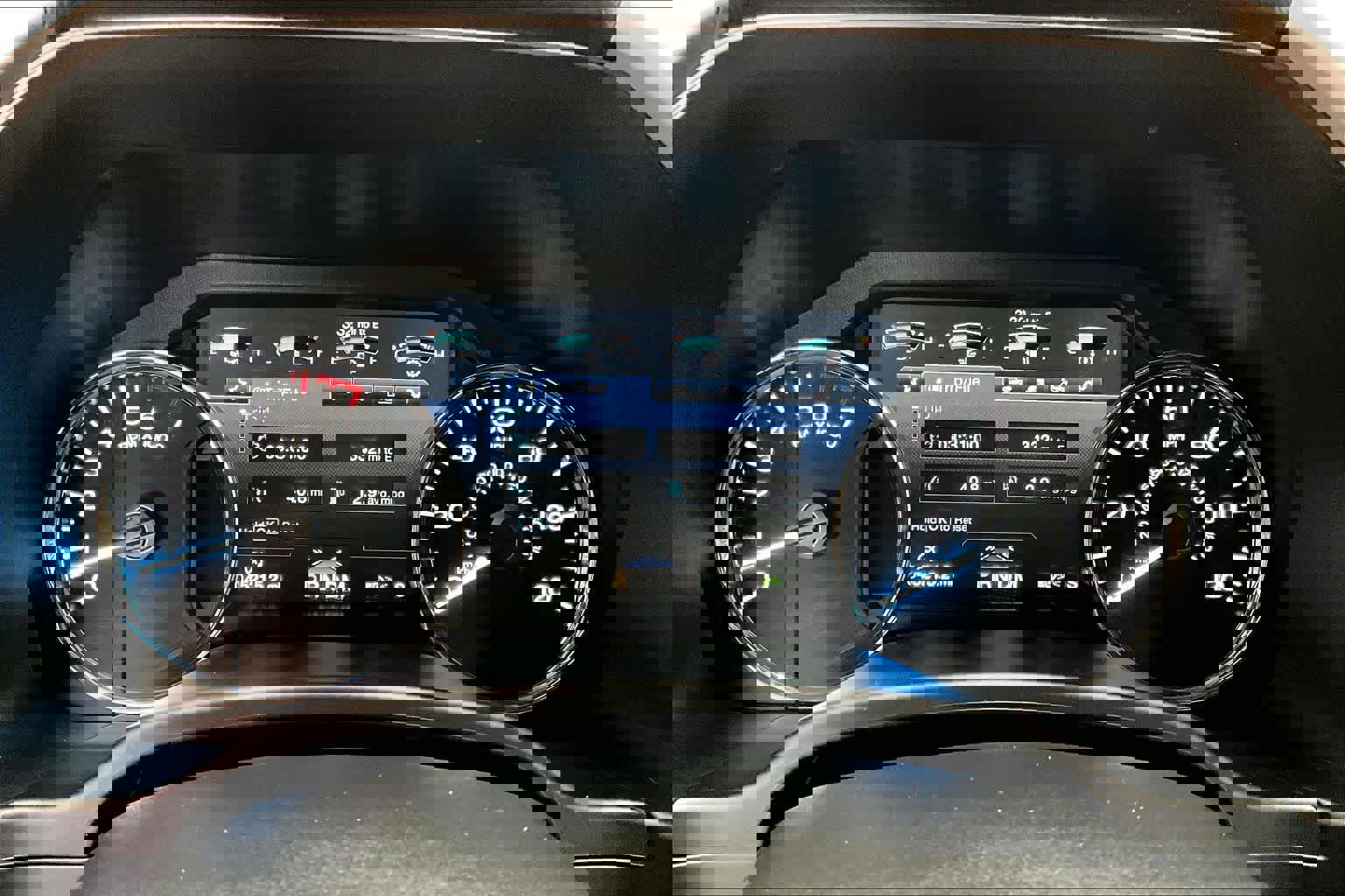 Used 2020 Ford F150 Lariat image 23