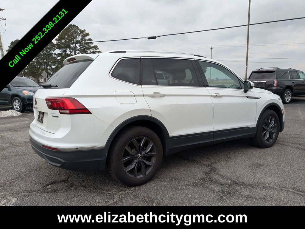 Used 2023 Volkswagen Tiguan SE image 5