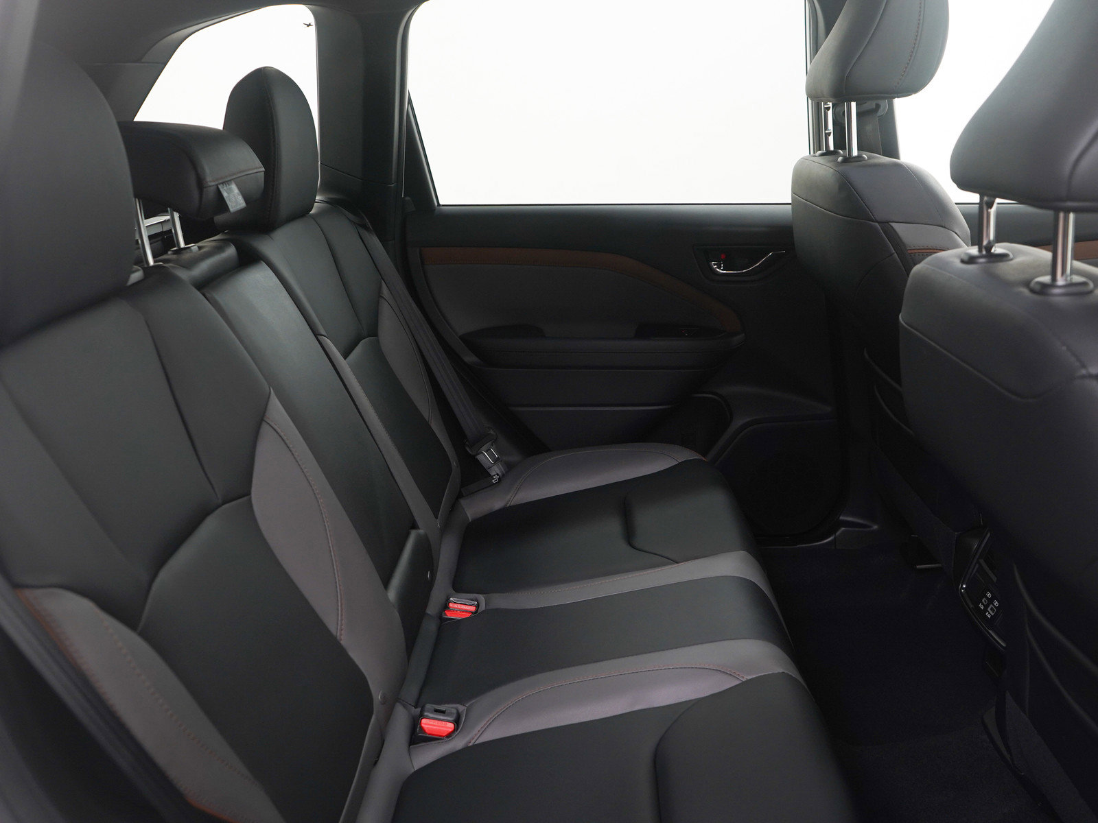 Used 2025 Subaru Forester Sport image 12