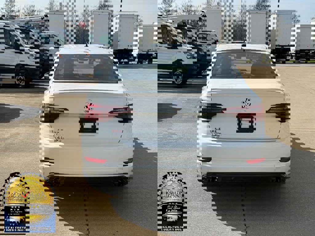 Used 2020 Volkswagen Jetta GLI Autobahn image 6