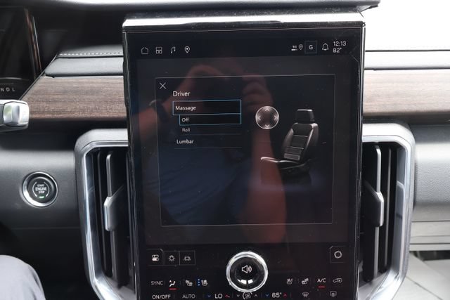 New 2026 GMC Acadia Denali Ultimate w/ LPO, Floor Liner Package AWD/4WD image 12